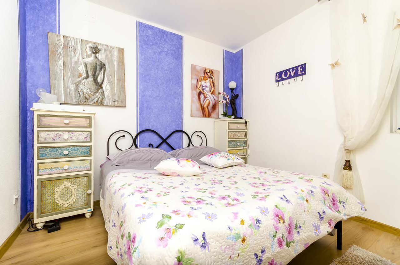 Apartments Nives Trogir Exterior foto